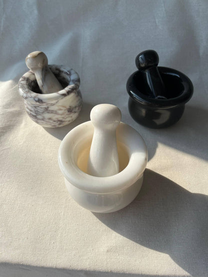 Calacatta Viola Marble Mortar and Pestle: Italian Kitchen Decor