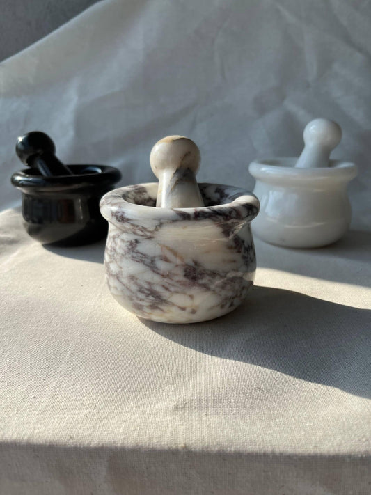 Calacatta Viola Marble Mortar and Pestle: Italian Kitchen Decor